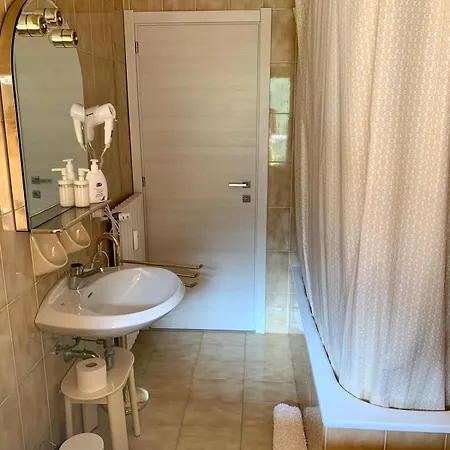 The Lady Of The - Penthouse With Large Terrace And View Apartment Cadenabbia